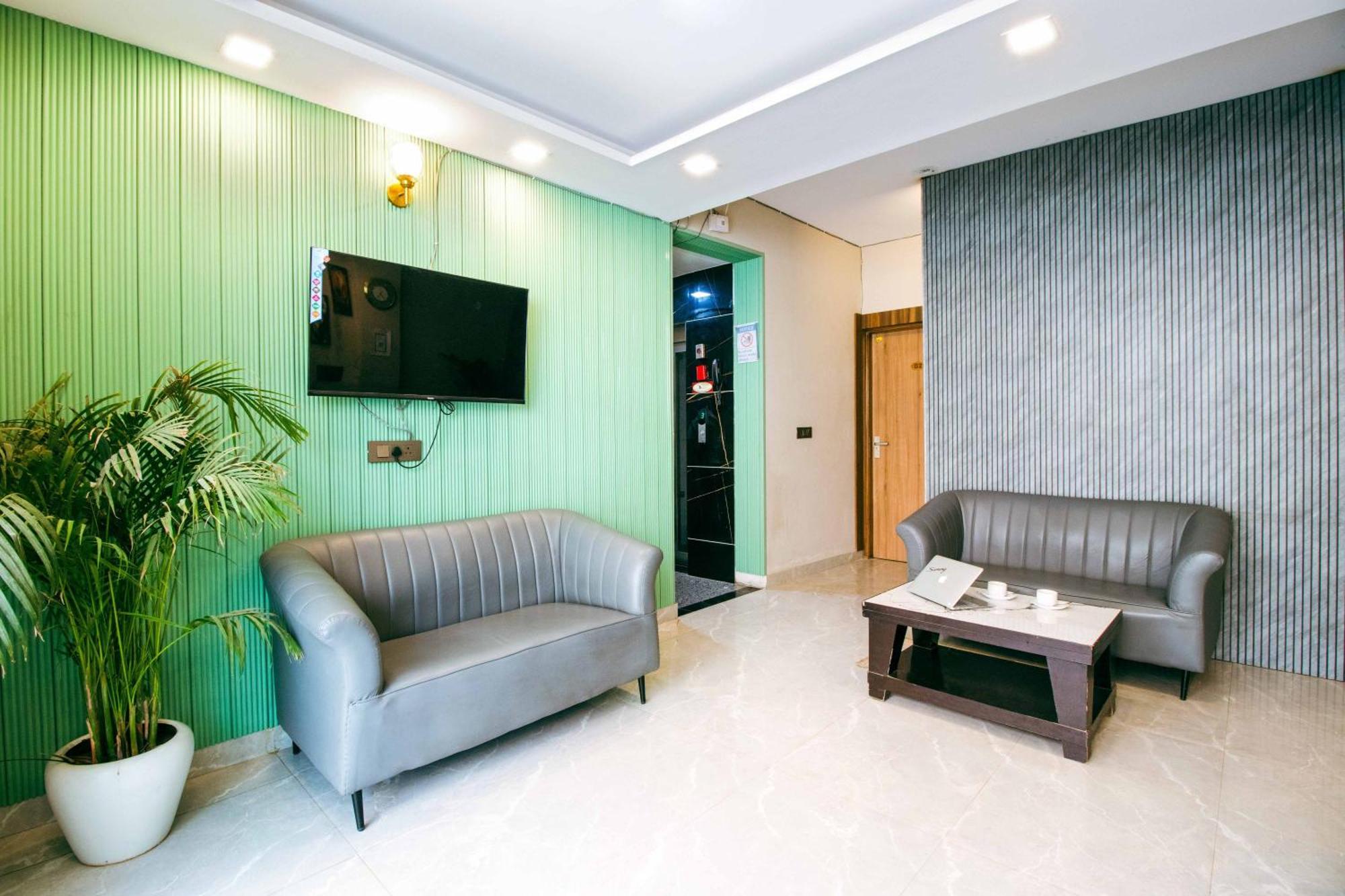 Hotel Treebo Elite Corporate, Sector 62 Noida Exteriér fotografie
