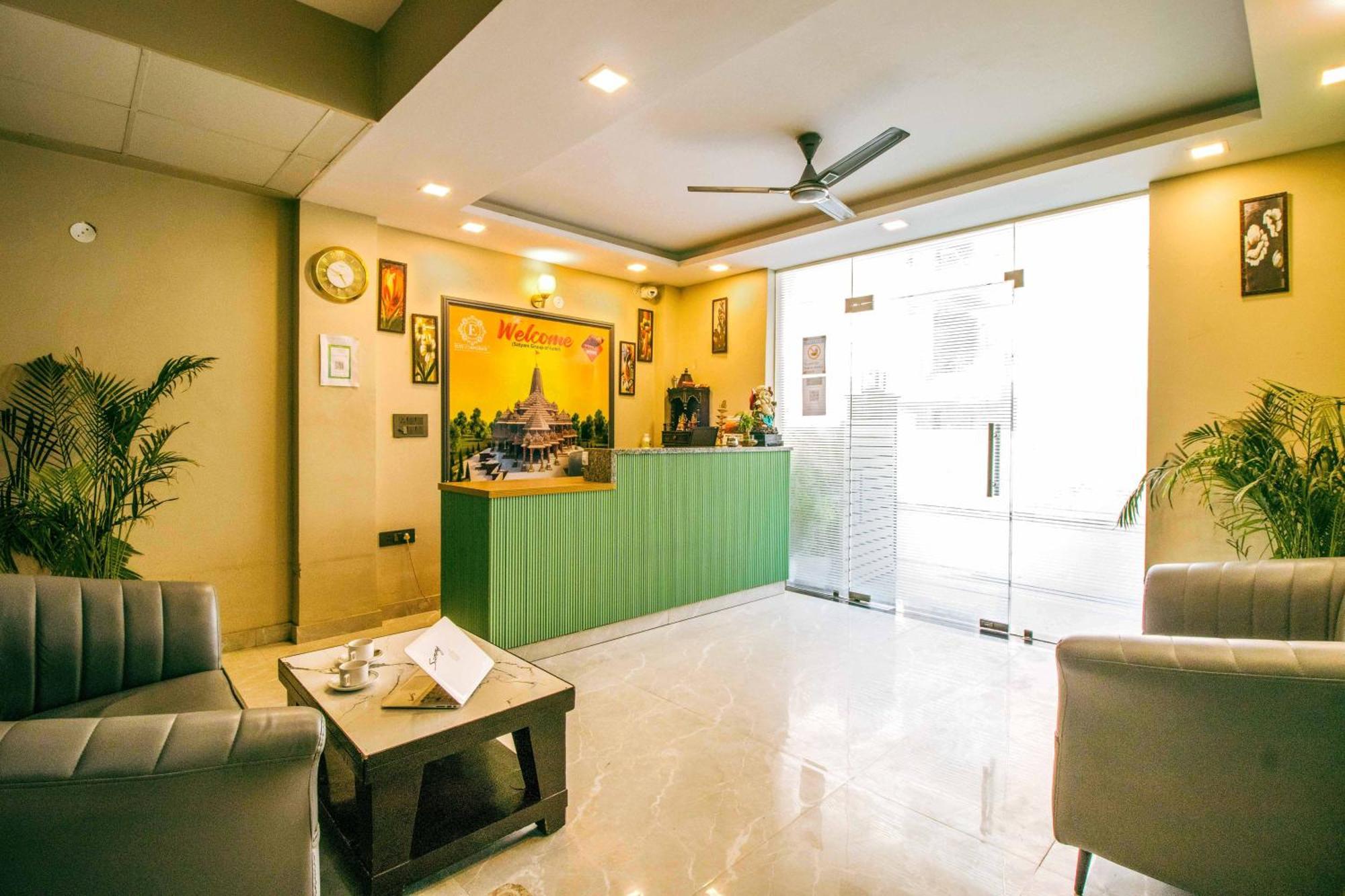 Hotel Treebo Elite Corporate, Sector 62 Noida Exteriér fotografie